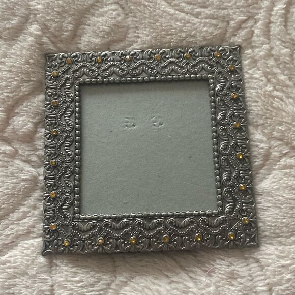Picture frame beautiful etched detail yellow stone vintage unknown manufacturer - Picture 2 of 7